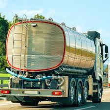 نقل مياة بالرياض